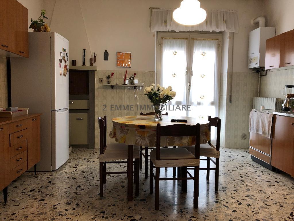 3804 - APPARTAMENTO VENDITA ASCOLI PICENO ZONA PORTA CARTARA - € 130.000 4