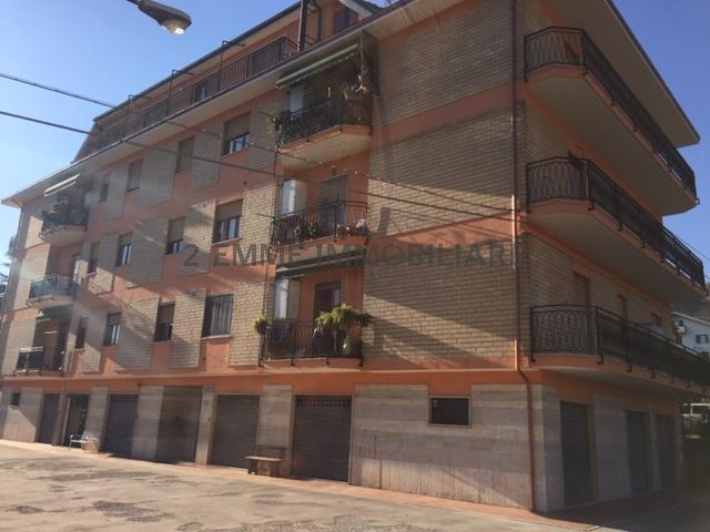 3900 - APPARTAMENTO VENDITA ROCCAFLUVIONE ZONA CITTA' - € 80.000