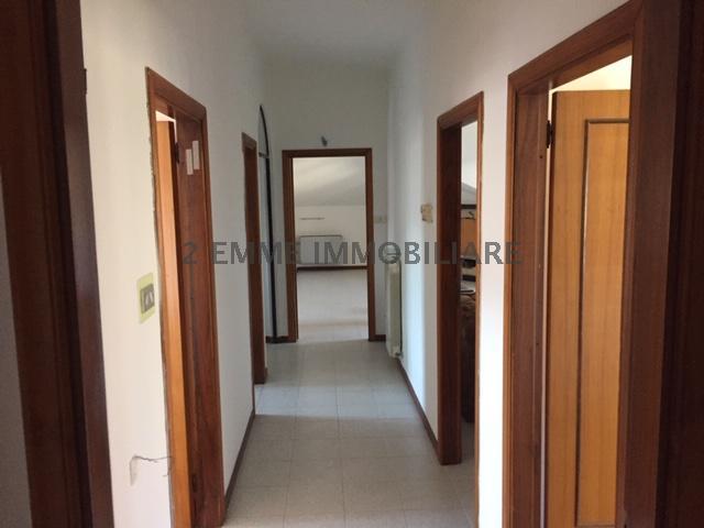 3900 - APPARTAMENTO VENDITA ROCCAFLUVIONE ZONA CITTA' - € 80.000 12