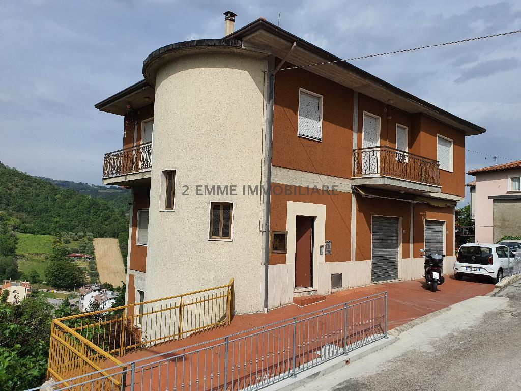 4116 - CASA INDIPENDENTE VENDITA ASCOLI PICENO ZONA VENAGRANDE - € 168.000