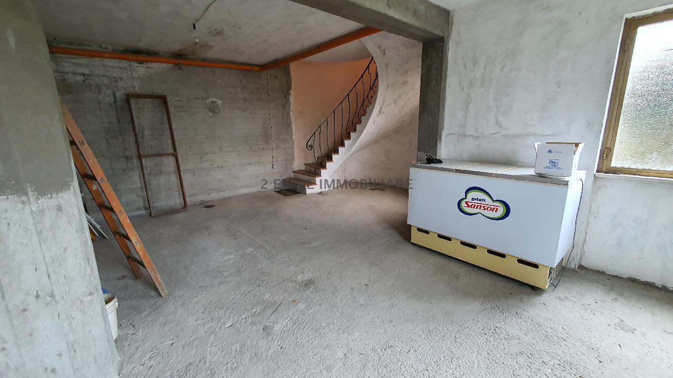 4116 - CASA INDIPENDENTE VENDITA ASCOLI PICENO ZONA VENAGRANDE - € 168.000 6
