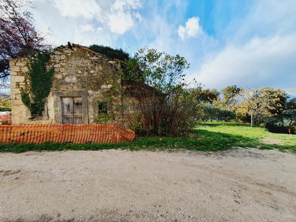 4173 - CIELO-TERRA VENDITA ASCOLI PICENO ZONA FUORI CITTA' - TRATTATIVA RISERVATA 22