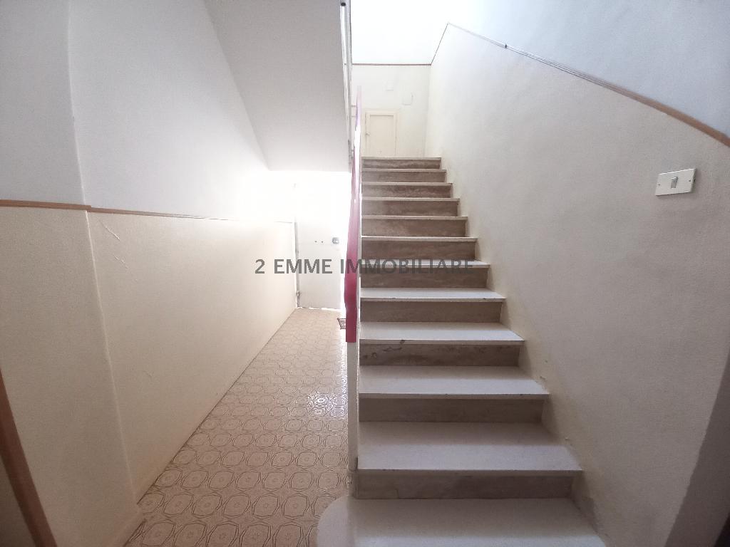 4218 - APPARTAMENTO VENDITA ASCOLI PICENO ZONA BORGO SOLESTA' - € 120.000 10