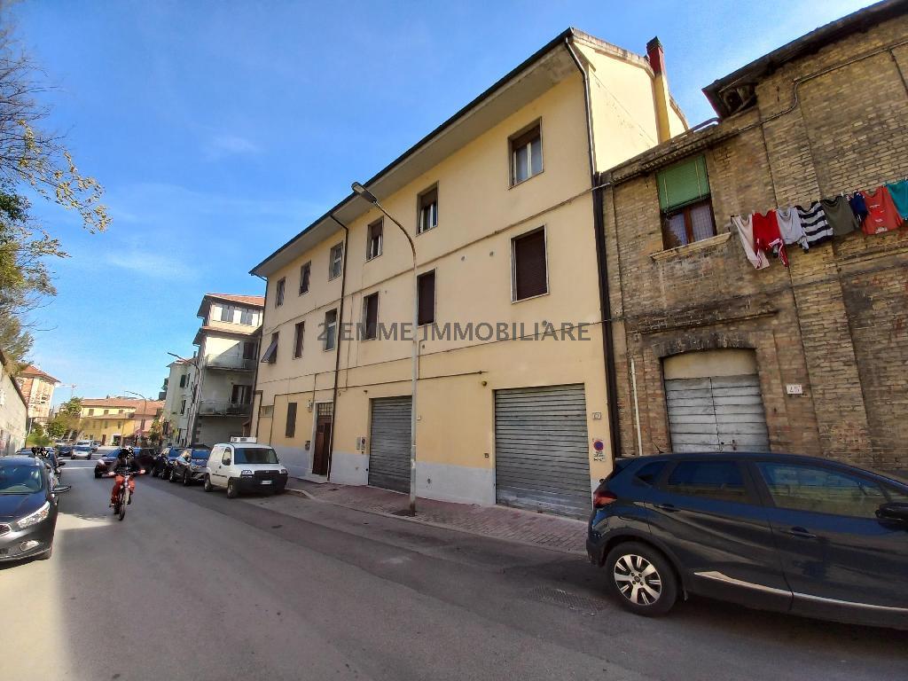 4218 - APPARTAMENTO VENDITA ASCOLI PICENO ZONA BORGO SOLESTA' - € 120.000 11