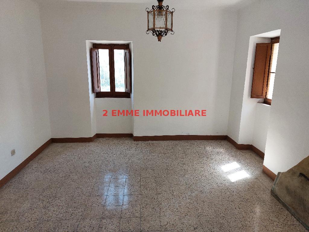 4287 - CASA COLONICA VENDITA ROCCAFLUVIONE ZONA CAMPAGNA - € 75.000 5