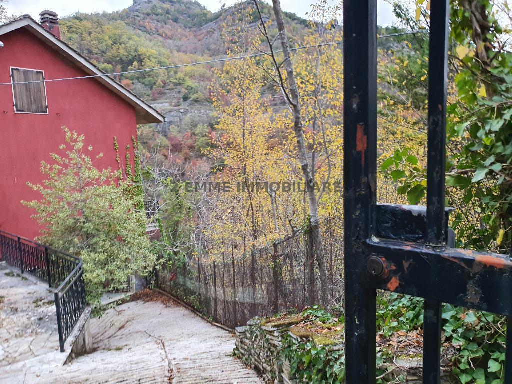 4332 - CASA INDIPENDENTE VENDITA ACQUASANTA TERME ZONA MONTAGNA - € 45.000 23
