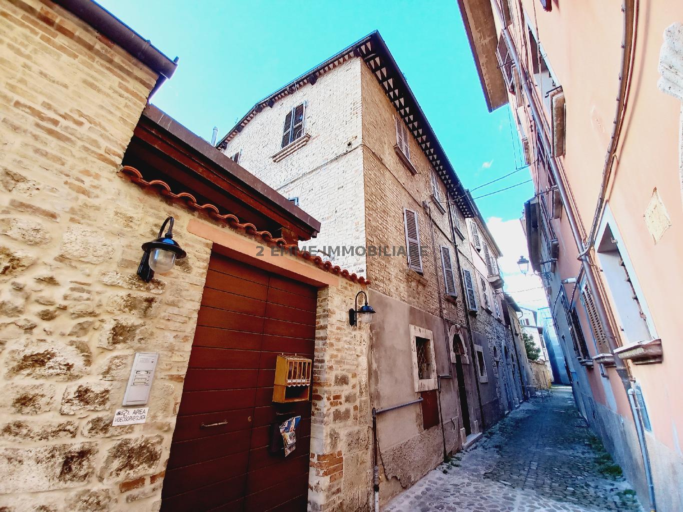 4371 - APPARTAMENTO VENDITA ASCOLI PICENO ZONA CENTRO STORICO - € 105.000