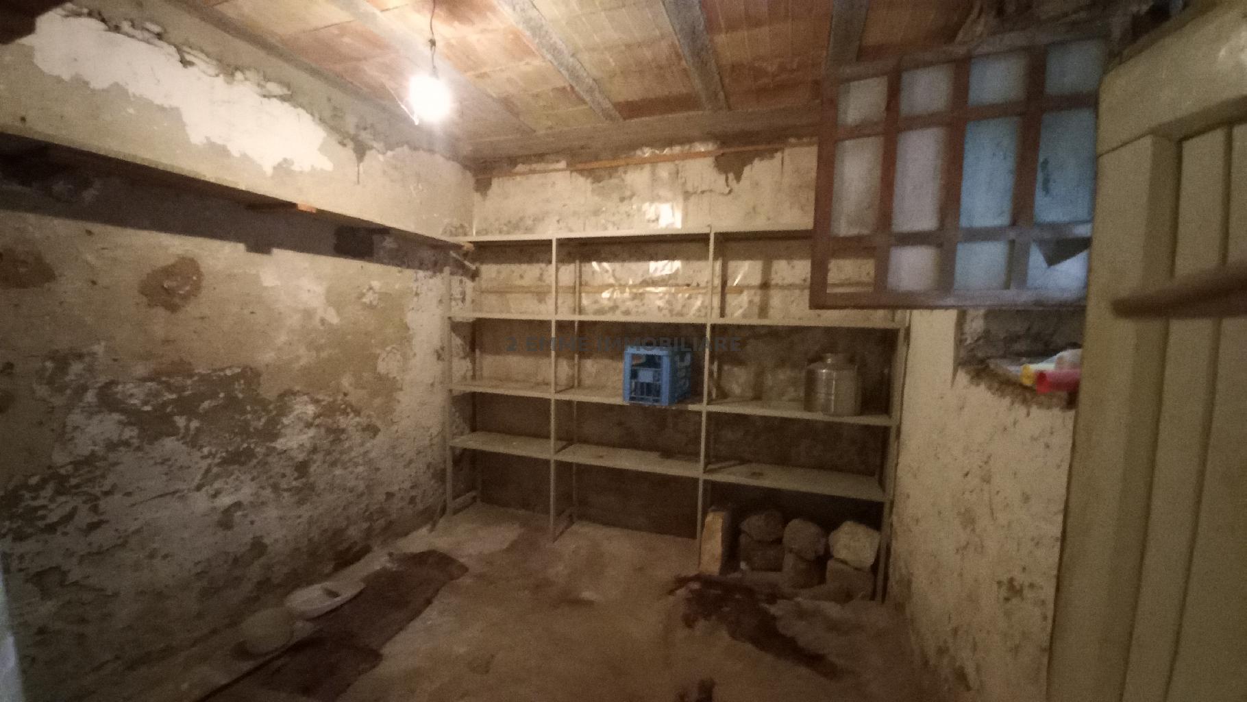 4371 - APPARTAMENTO VENDITA ASCOLI PICENO ZONA CENTRO STORICO - € 105.000 17