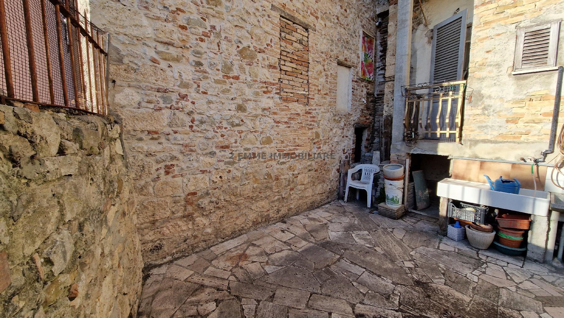 4371 - APPARTAMENTO VENDITA ASCOLI PICENO ZONA CENTRO STORICO - € 105.000 21