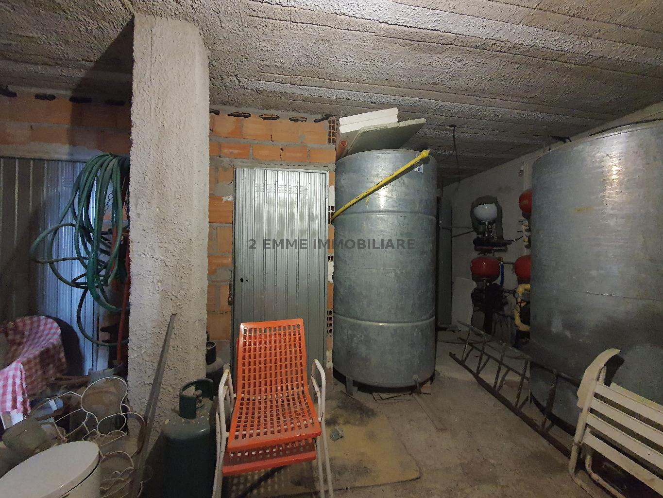 4428 - APPARTAMENTO VENDITA VALLE CASTELLANA ZONA MONTAGNA - € 85.000 19