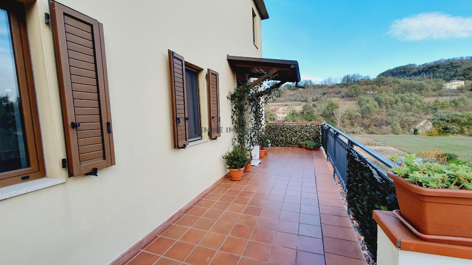 4509 - CASA INDIPENDENTE VENDITA ROCCAFLUVIONE ZONA ROCCAFLUVIONE - € 138.000 17