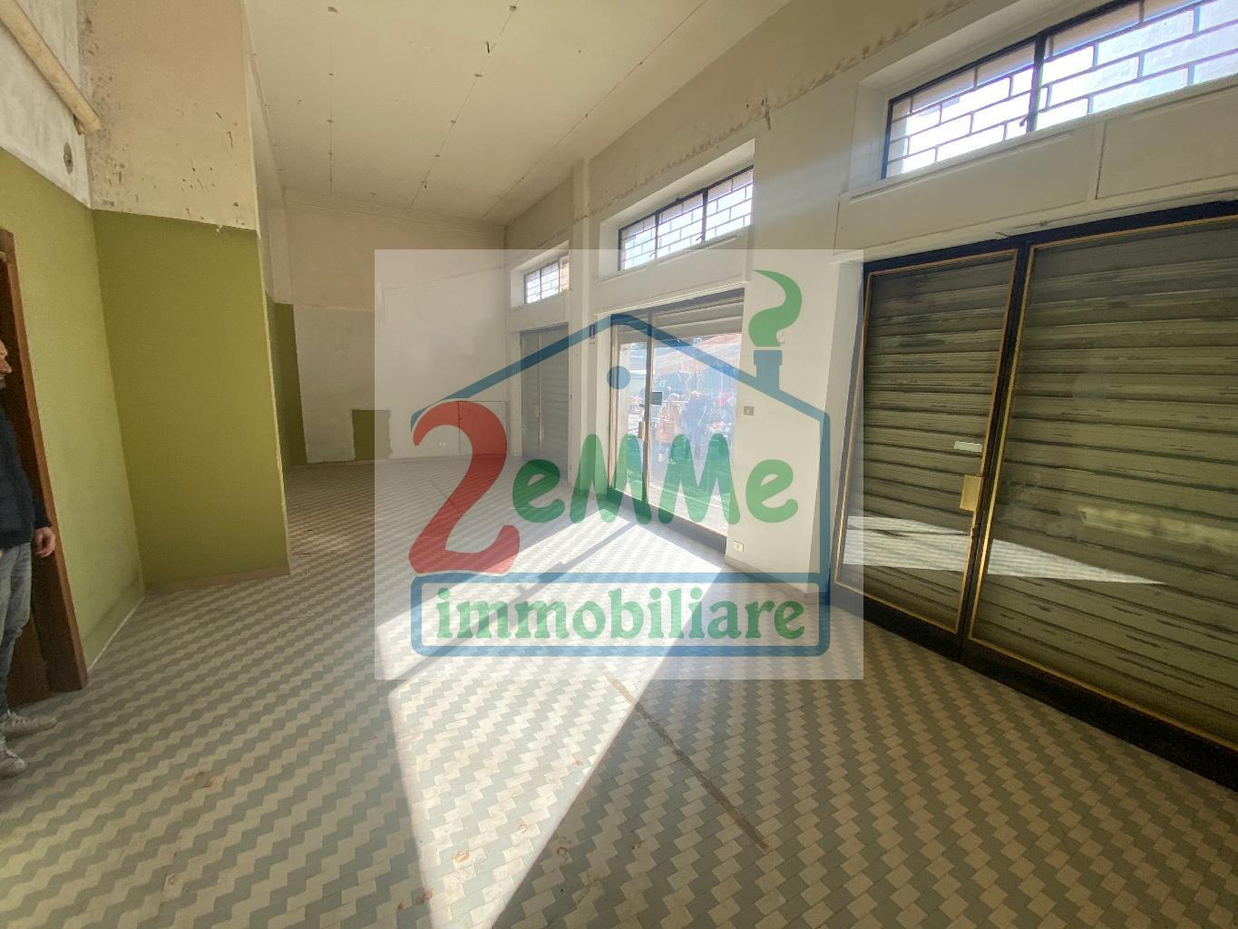 4572 - LOCALE COMMERCIALE AFFITTO ASCOLI PICENO ZONA PORTA MAGGIORE - € 600