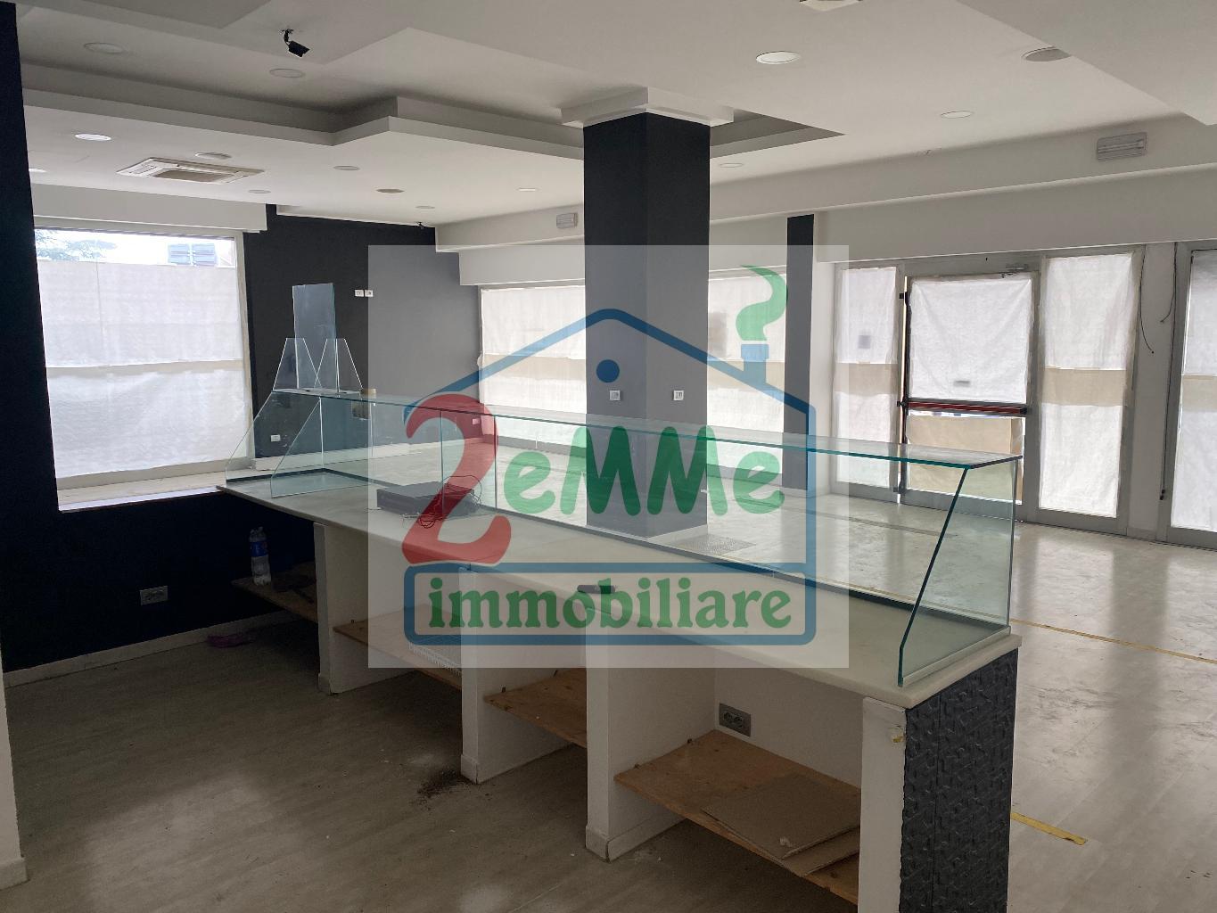 4578 - LOCALE COMMERCIALE VENDITA SPINETOLI ZONA PAGLIARE - € 198.000 6