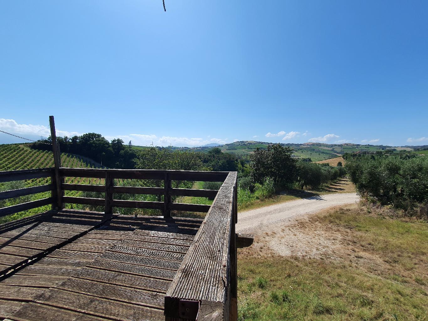 4635 - CASA RURALE VENDITA ASCOLI PICENO ZONA OFFIDA - € 150.000 3