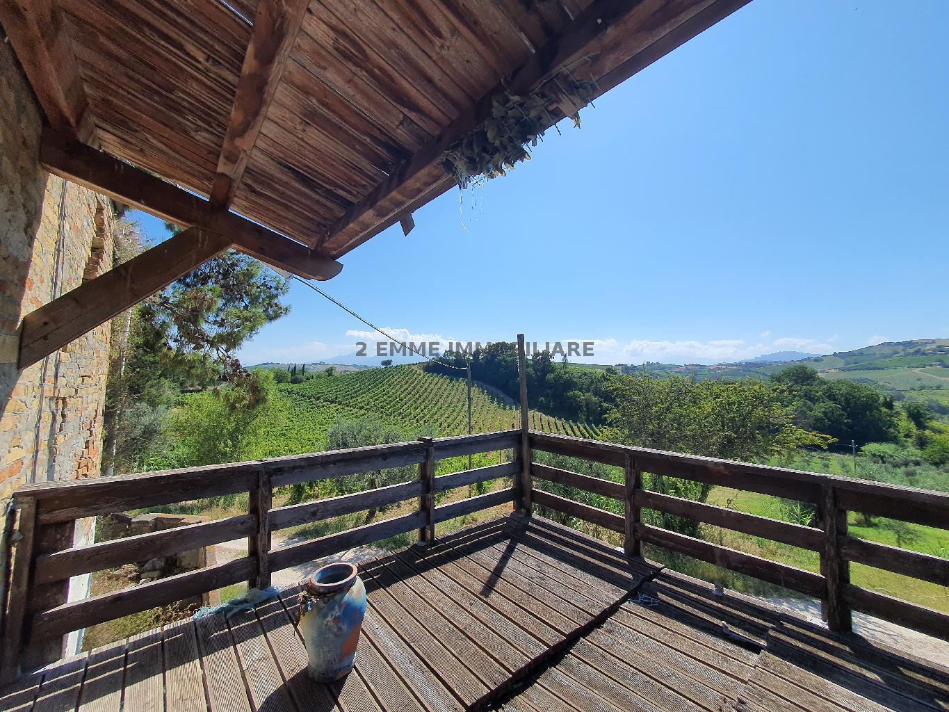 4635 - CASA RURALE VENDITA ASCOLI PICENO ZONA OFFIDA - € 150.000 4