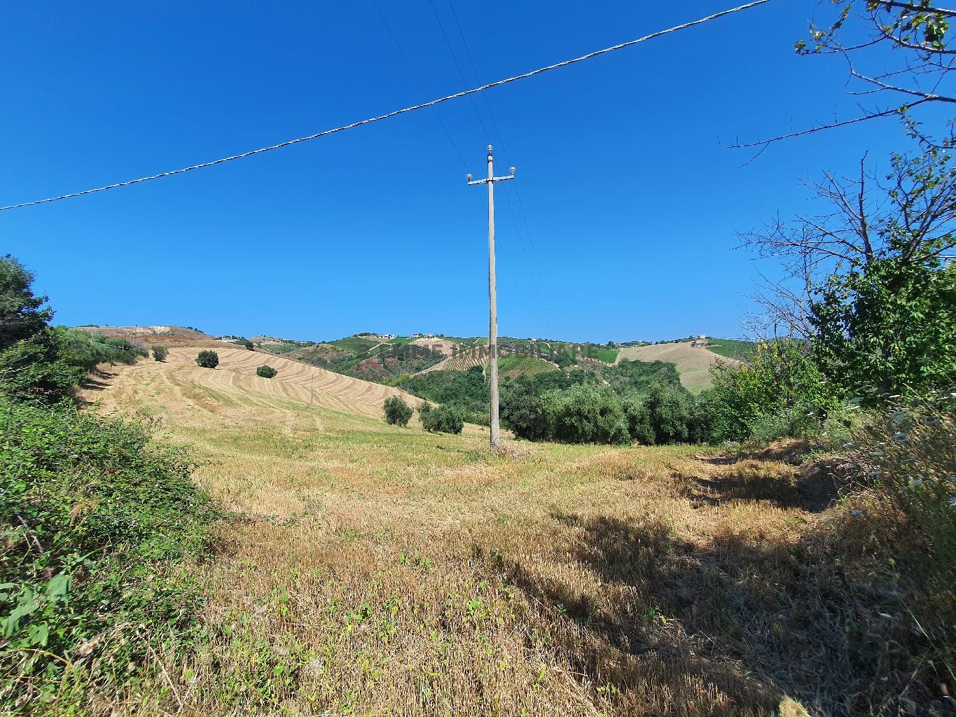 4635 - CASA RURALE VENDITA ASCOLI PICENO ZONA OFFIDA - € 150.000 25