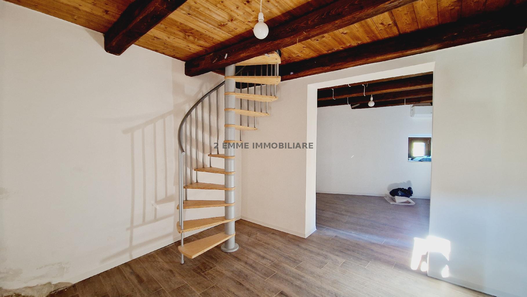 4680 - CASA INDIPENDENTE VENDITA ASCOLI PICENO ZONA CASTEL TROSINO - € 150.000 23