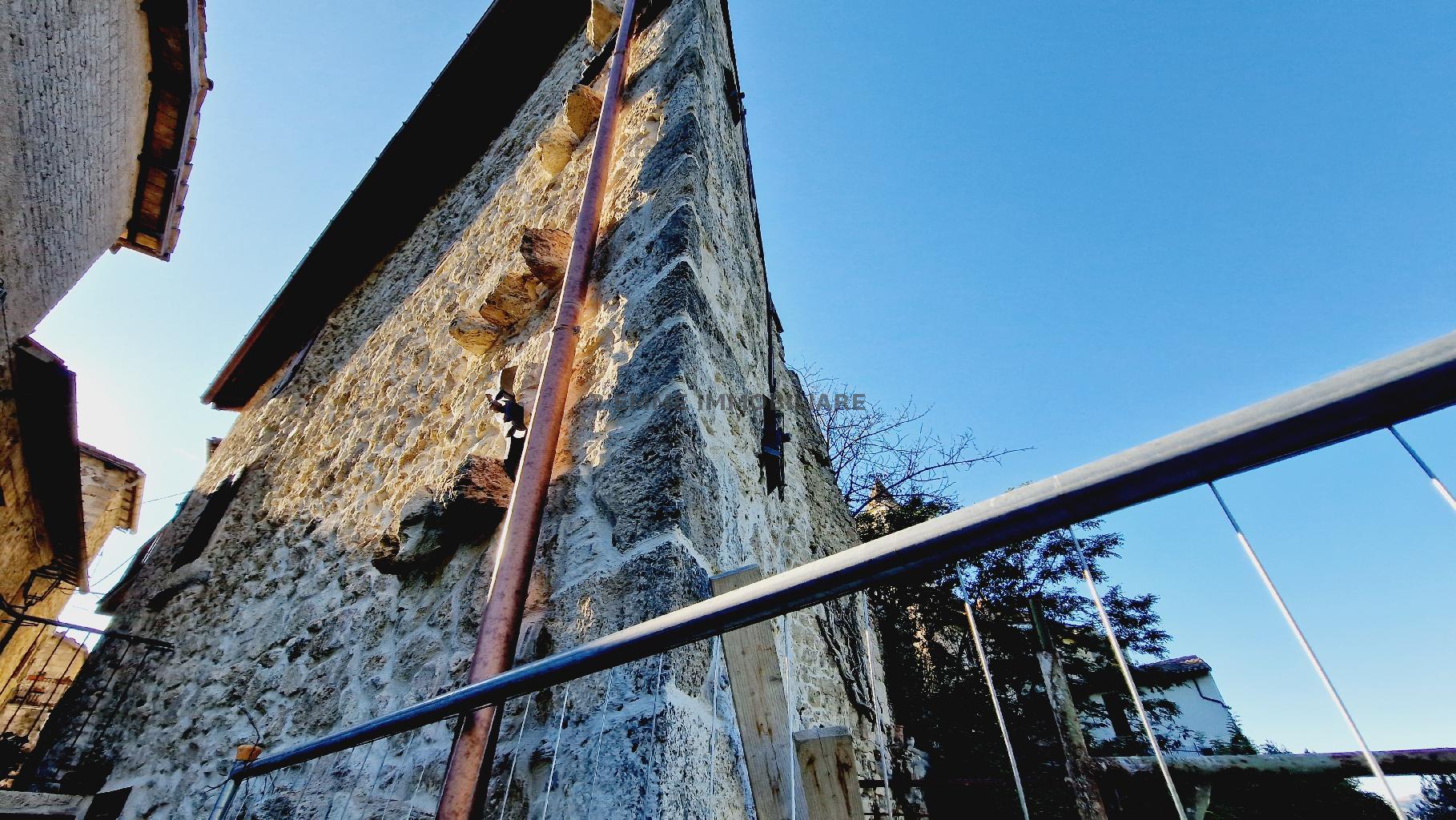 4680 - CASA INDIPENDENTE VENDITA ASCOLI PICENO ZONA CASTEL TROSINO - € 150.000 47
