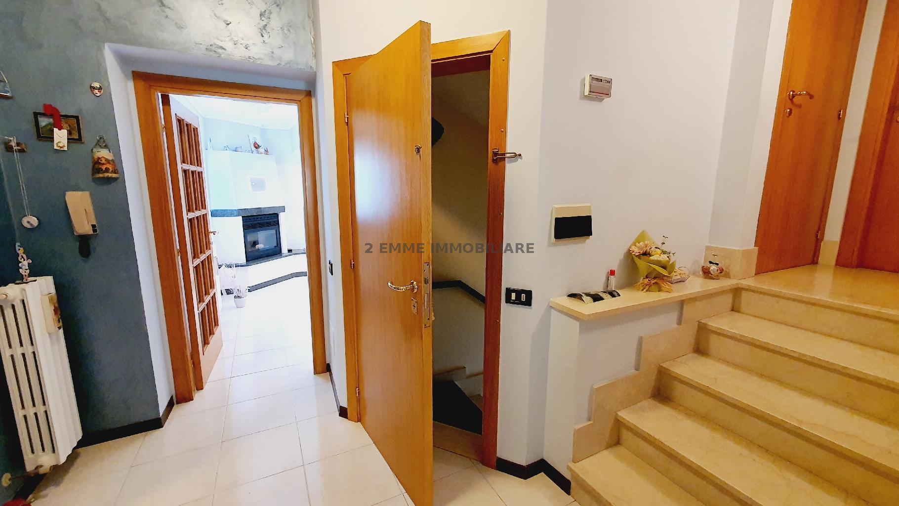 4704 - CIELO-TERRA VENDITA ASCOLI PICENO ZONA CENTRO STORICO - € 420.000 16