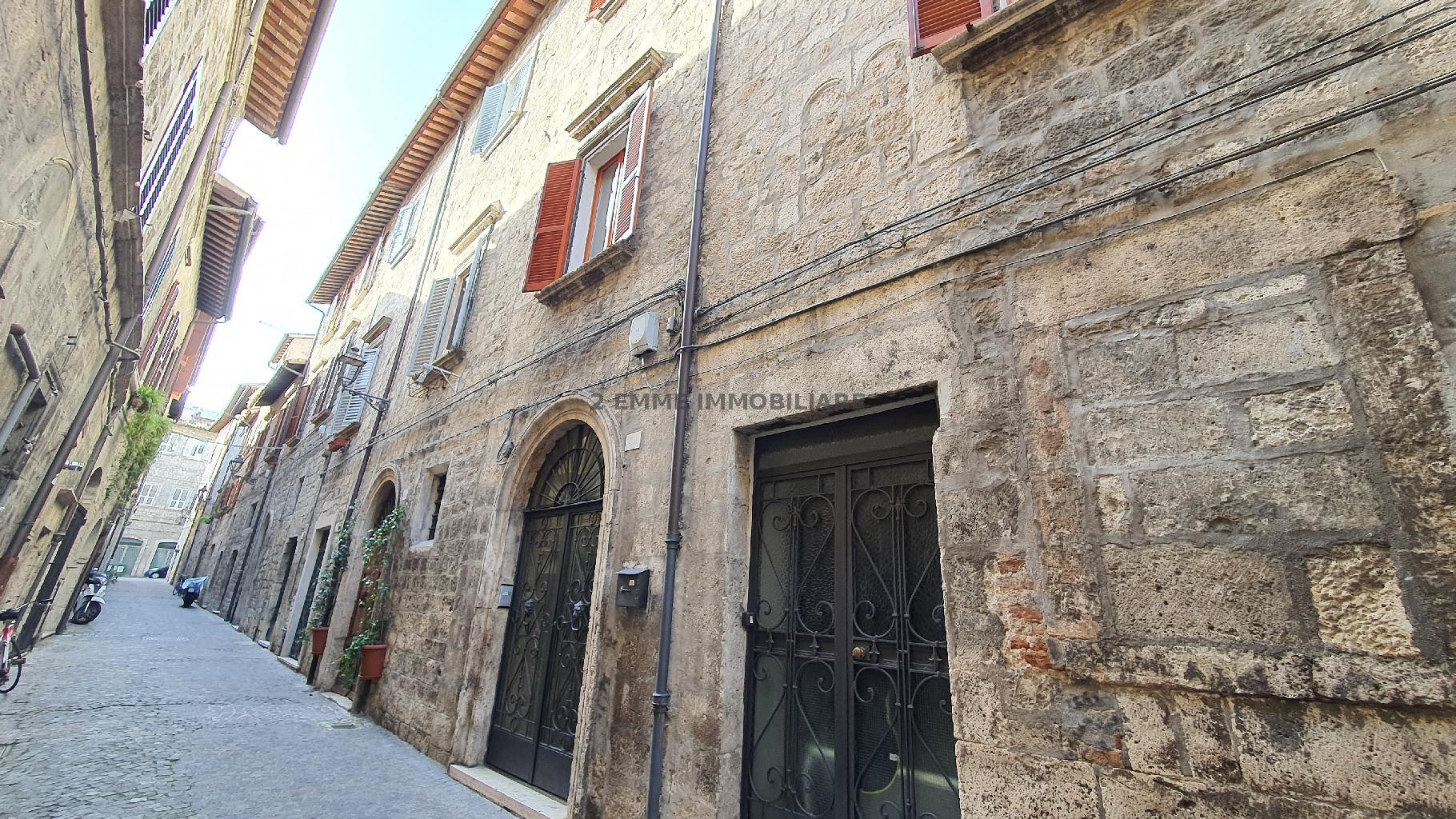 4704 - CIELO-TERRA VENDITA ASCOLI PICENO ZONA CENTRO STORICO - € 420.000 29