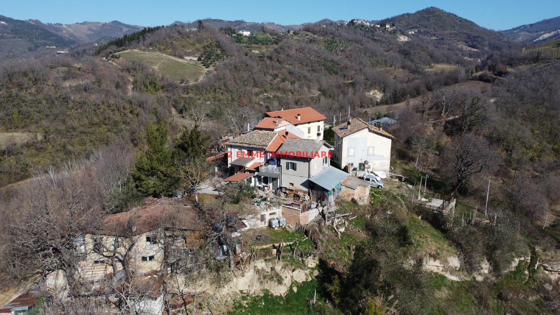 4833 - CASA COLONICA VENDITA ASCOLI PICENO ZONA VENAGRANDE - € 65.000 3