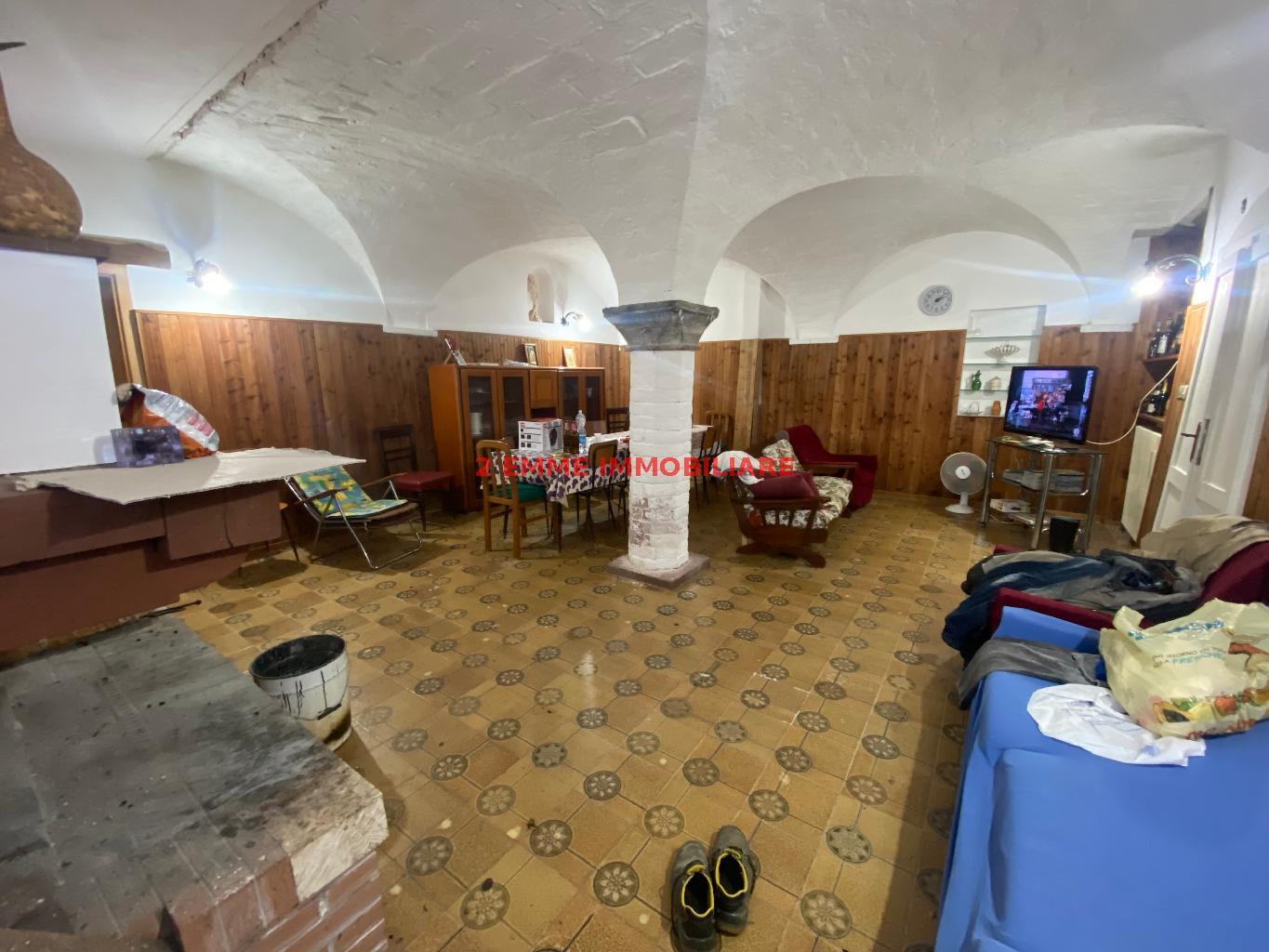 4833 - CASA COLONICA VENDITA ASCOLI PICENO ZONA VENAGRANDE - € 65.000 11