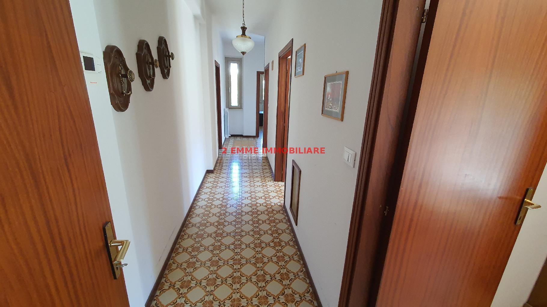 4854 - APPARTAMENTO VENDITA VENAROTTA ZONA VENAROTTA - € 125.000 9