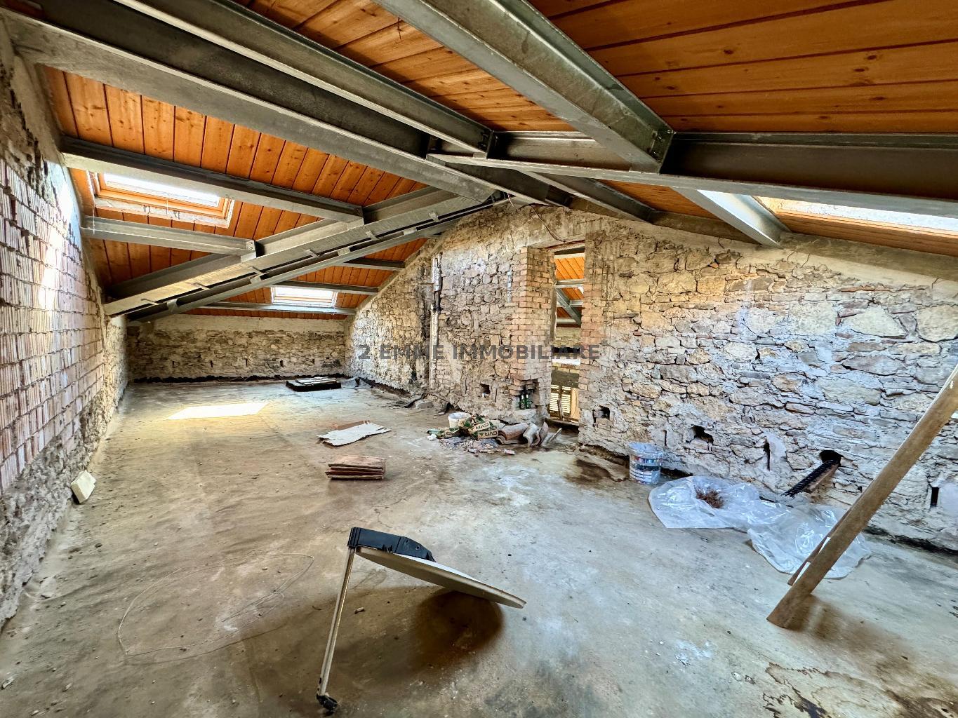 4867 - APPARTAMENTO VENDITA ASCOLI PICENO ZONA BORGO SOLESTA' - € 173.000 2