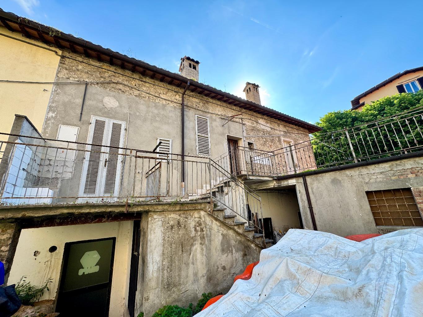 4867 - APPARTAMENTO VENDITA ASCOLI PICENO ZONA BORGO SOLESTA' - € 173.000 5