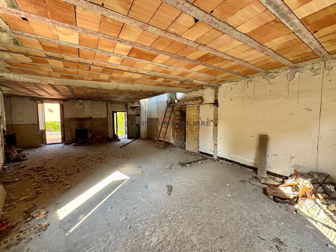 4867 - APPARTAMENTO VENDITA ASCOLI PICENO ZONA BORGO SOLESTA' - € 173.000 9