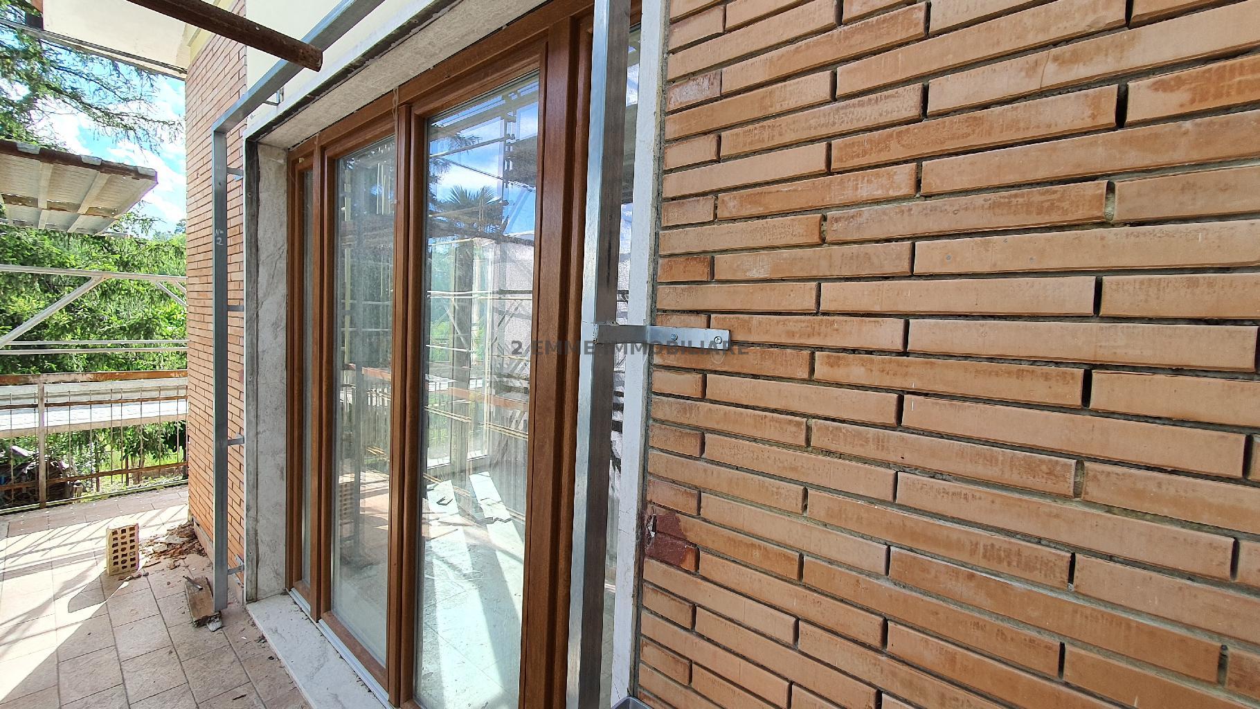 4886 - CIELO-TERRA VENDITA VENAROTTA ZONA CAMPAGNA - € 340.000 4