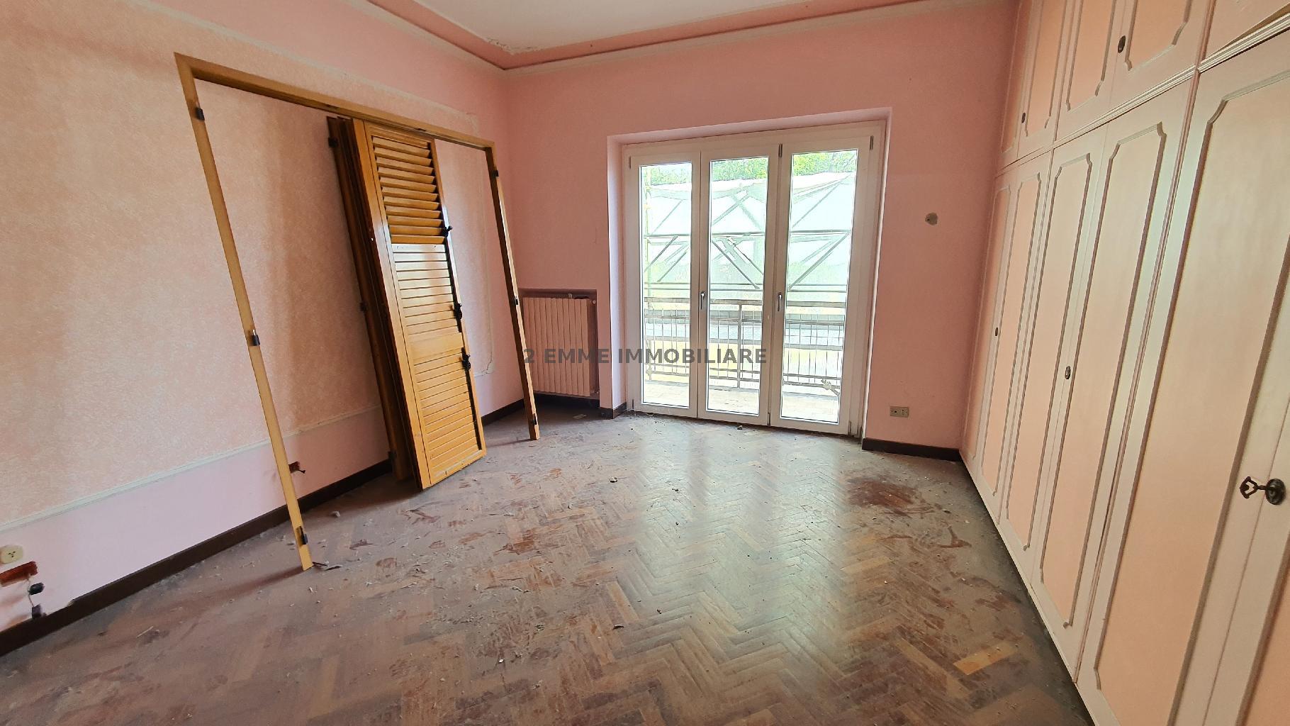 4886 - CIELO-TERRA VENDITA VENAROTTA ZONA CAMPAGNA - € 340.000 6
