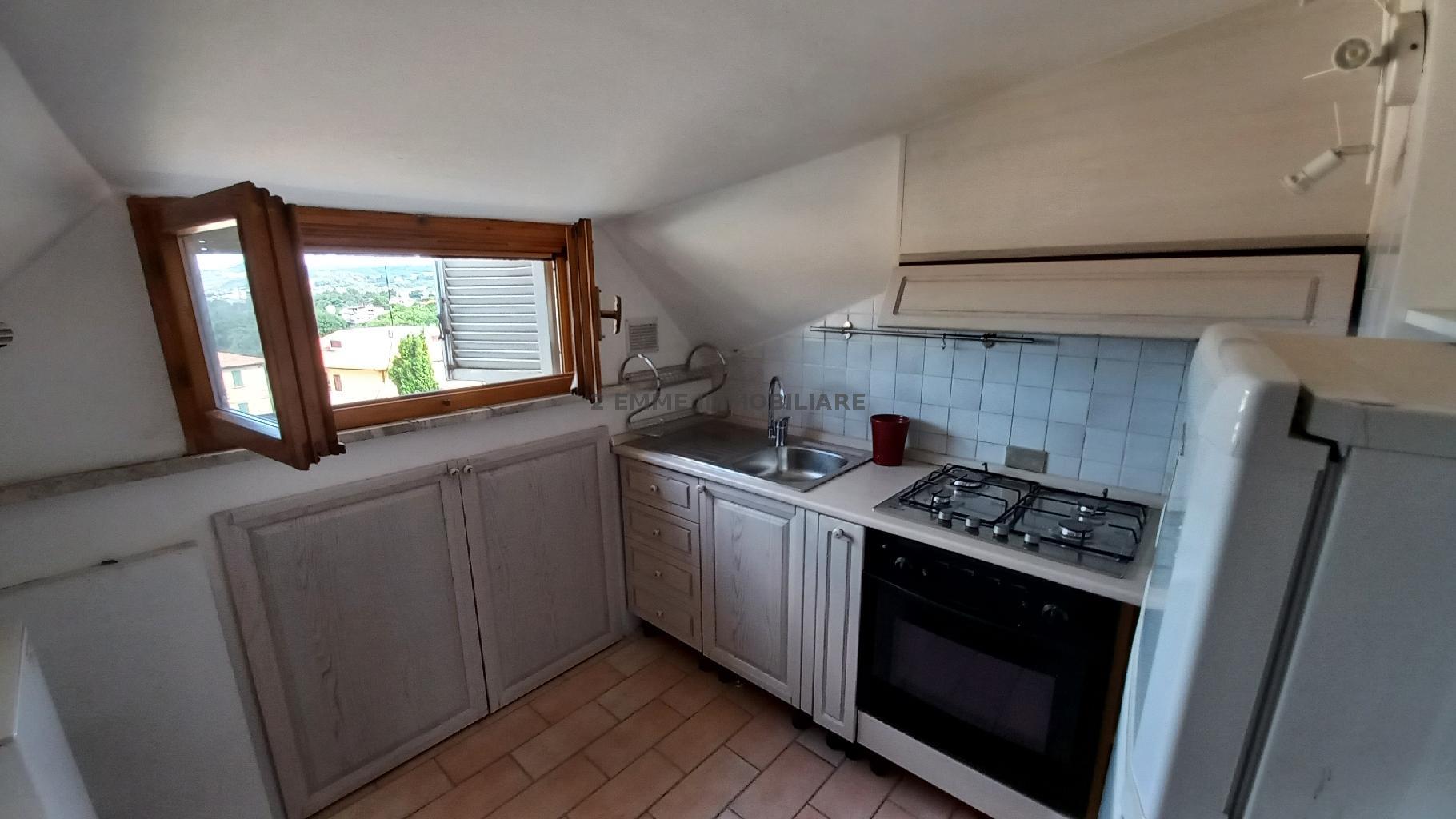 4920 - APPARTAMENTO VENDITA ASCOLI PICENO ZONA PORTA MAGGIORE - € 85.000 5