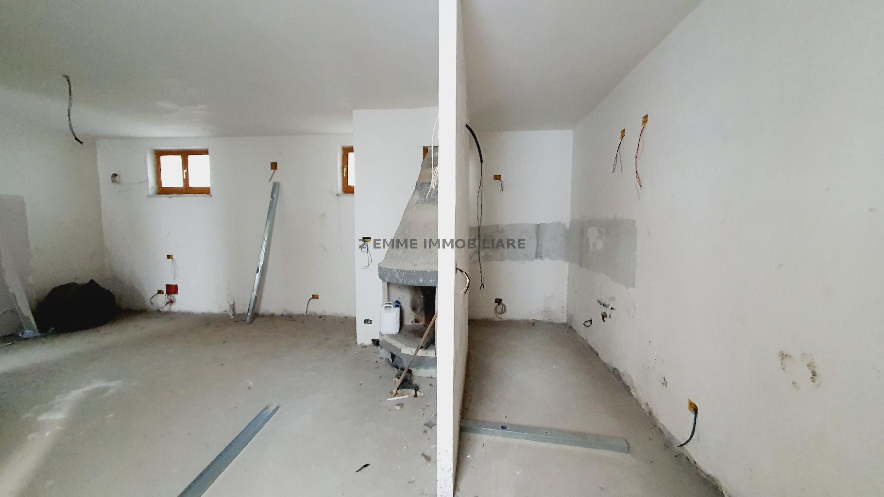 4938 - CIELO-TERRA VENDITA ASCOLI PICENO ZONA CENTRO STORICO - € 155.000 9