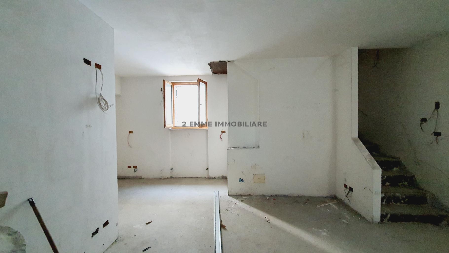 4938 - CIELO-TERRA VENDITA ASCOLI PICENO ZONA CENTRO STORICO - € 155.000 10
