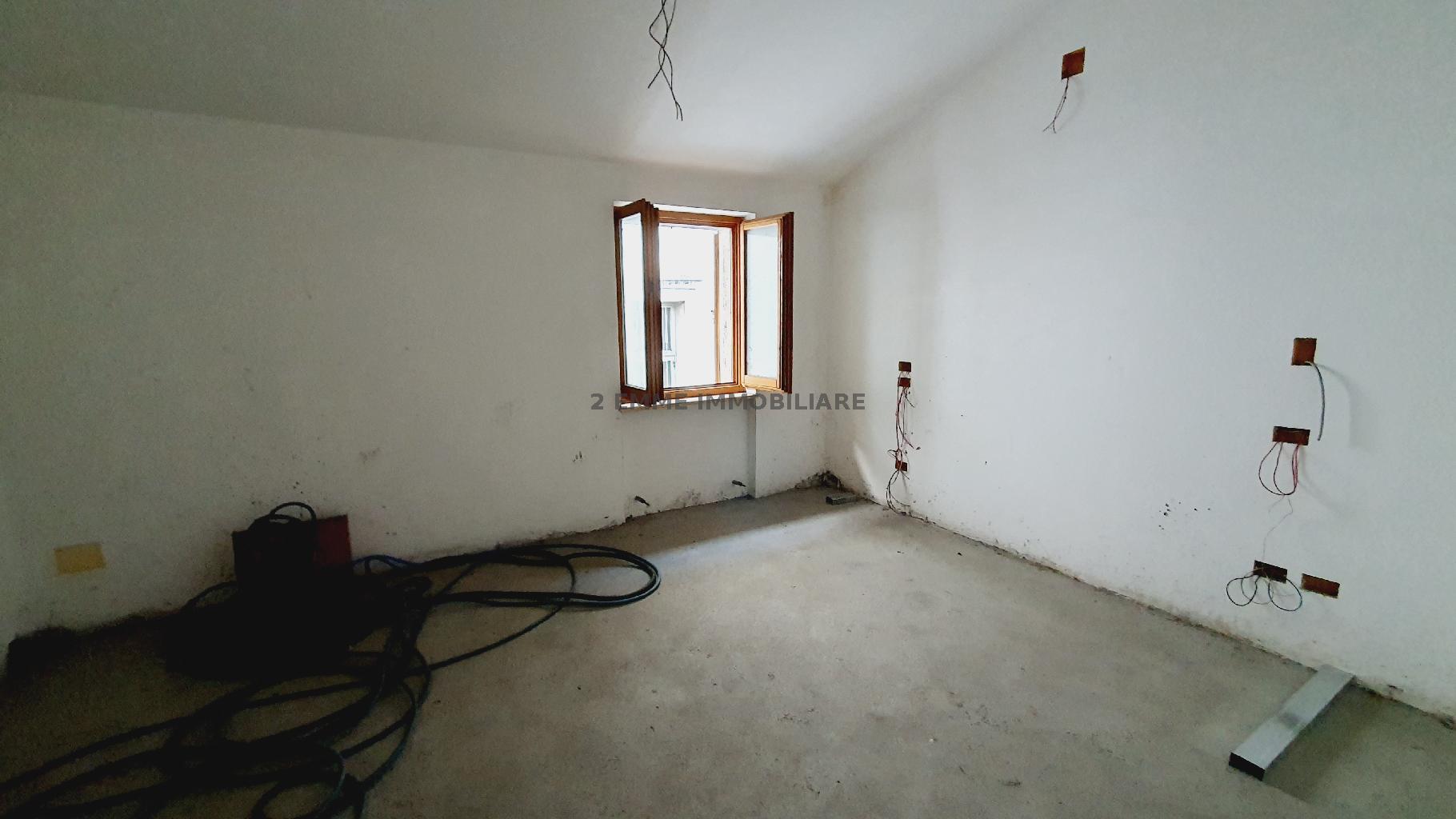 4938 - CIELO-TERRA VENDITA ASCOLI PICENO ZONA CENTRO STORICO - € 155.000 11