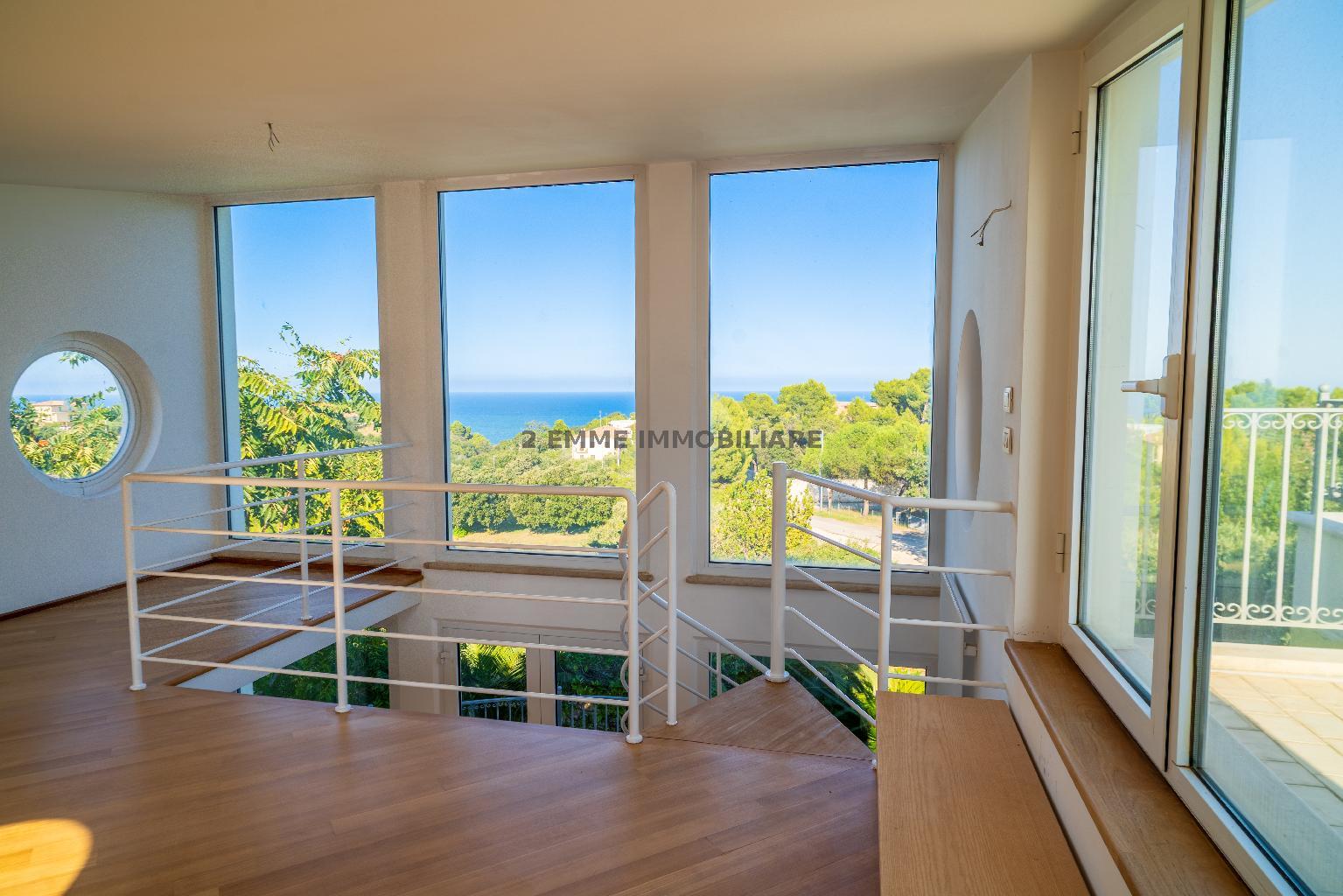 4957 - APPARTAMENTO VENDITA GROTTAMMARE ZONA PAESE ALTO - € 530.000