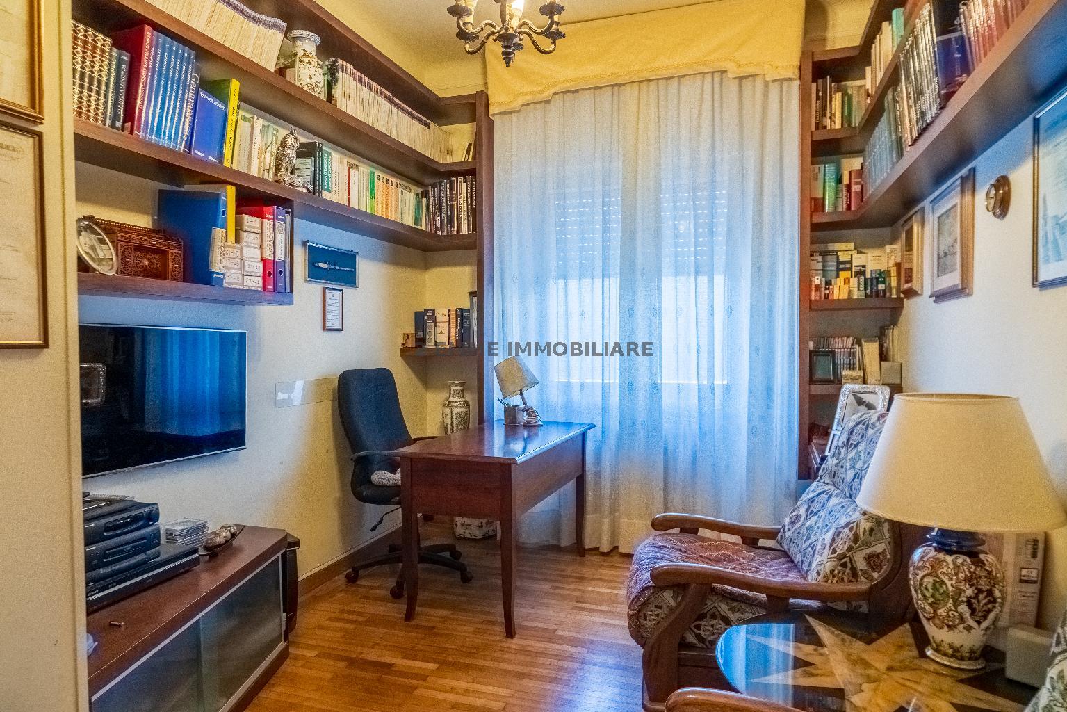 4960 - APPARTAMENTO VENDITA GROTTAMMARE ZONA CITTA' - € 320.000 4