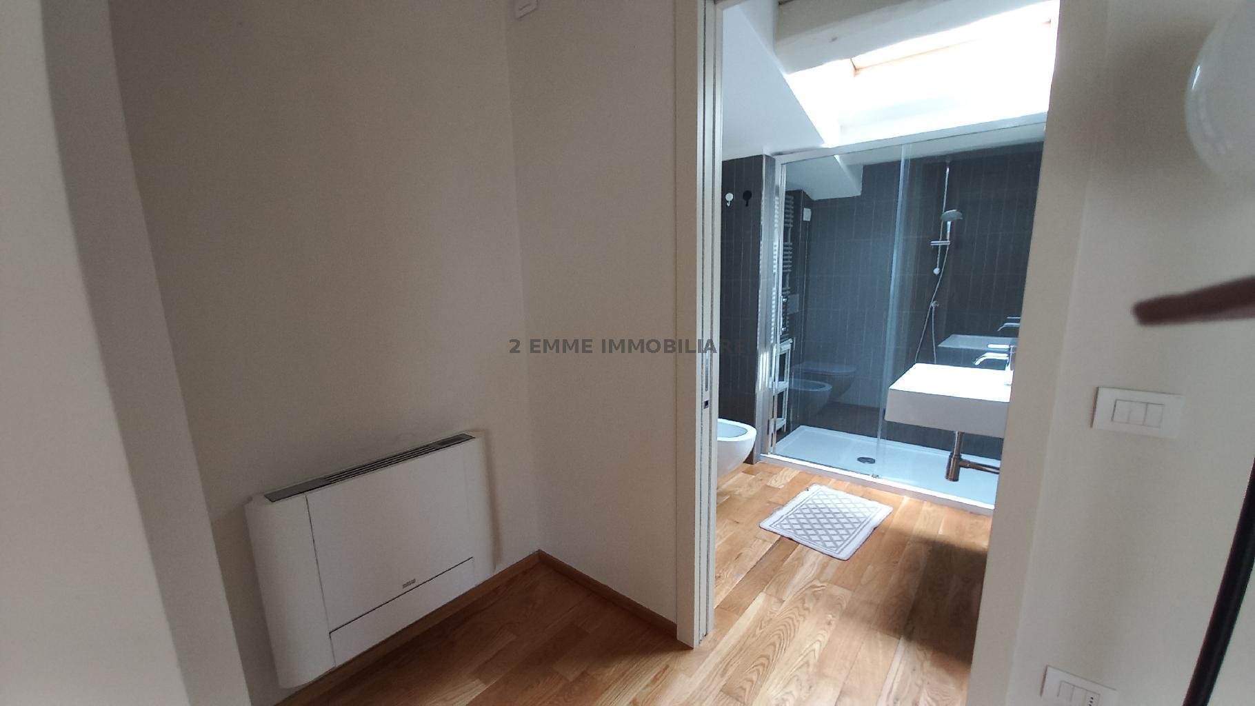 4963AF - ATTICO AFFITTO ASCOLI PICENO ZONA CENTRO STORICO - € 700 11