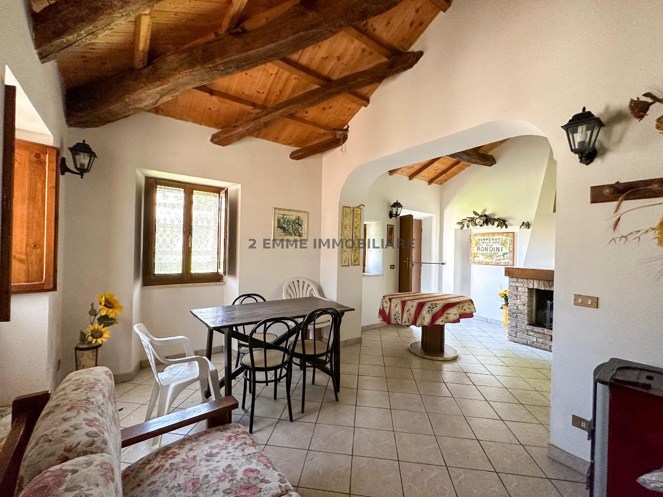 4980 - CIELO-TERRA VENDITA ASCOLI PICENO ZONA CAMPAGNA - € 43.000