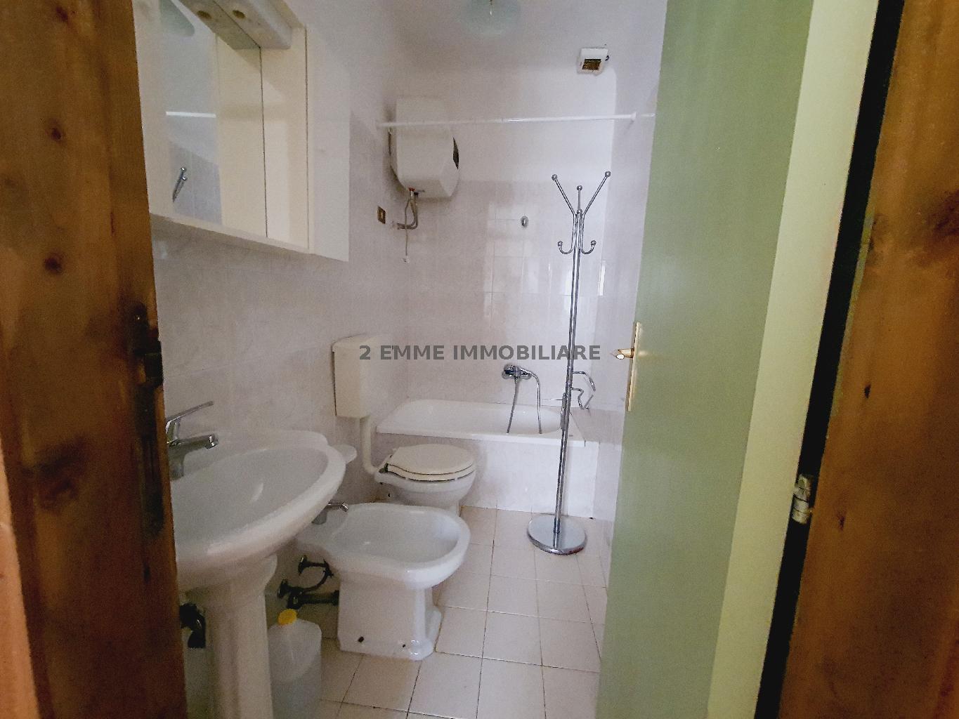 4980 - CIELO-TERRA VENDITA ASCOLI PICENO ZONA CAMPAGNA - € 43.000 6