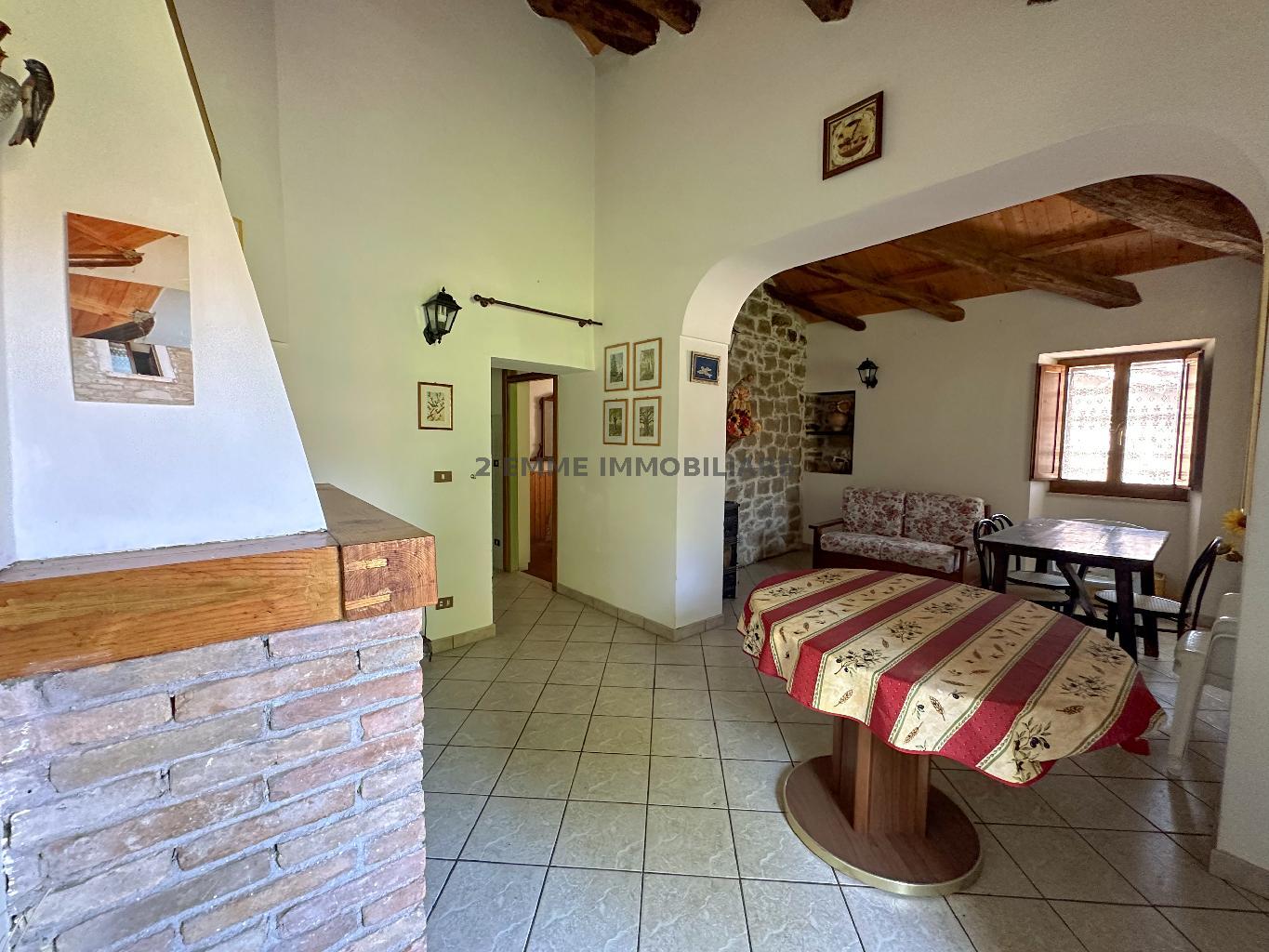 4980 - CIELO-TERRA VENDITA ASCOLI PICENO ZONA CAMPAGNA - € 43.000 23