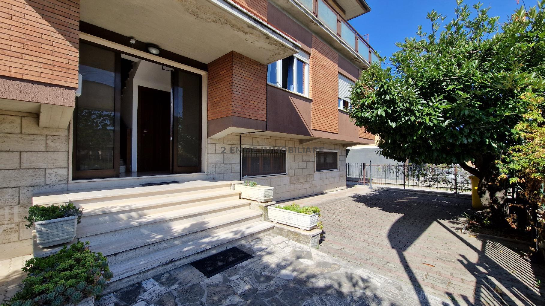 4988 - APPARTAMENTO VENDITA ASCOLI PICENO ZONA COMMERCIALE/INDUSTRIALE - € 160.000 8