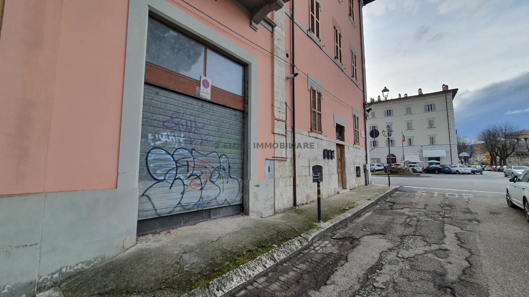 5028 - GARAGE VENDITA ASCOLI PICENO ZONA CENTRO STORICO - € 89.000