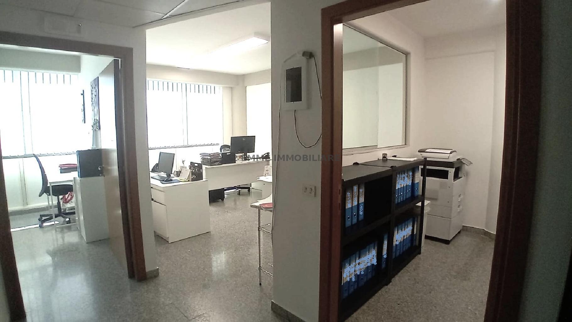 5055AF - LOCALE USO UFFICIO AFFITTO ASCOLI PICENO ZONA PORTA MAGGIORE - € 500 3