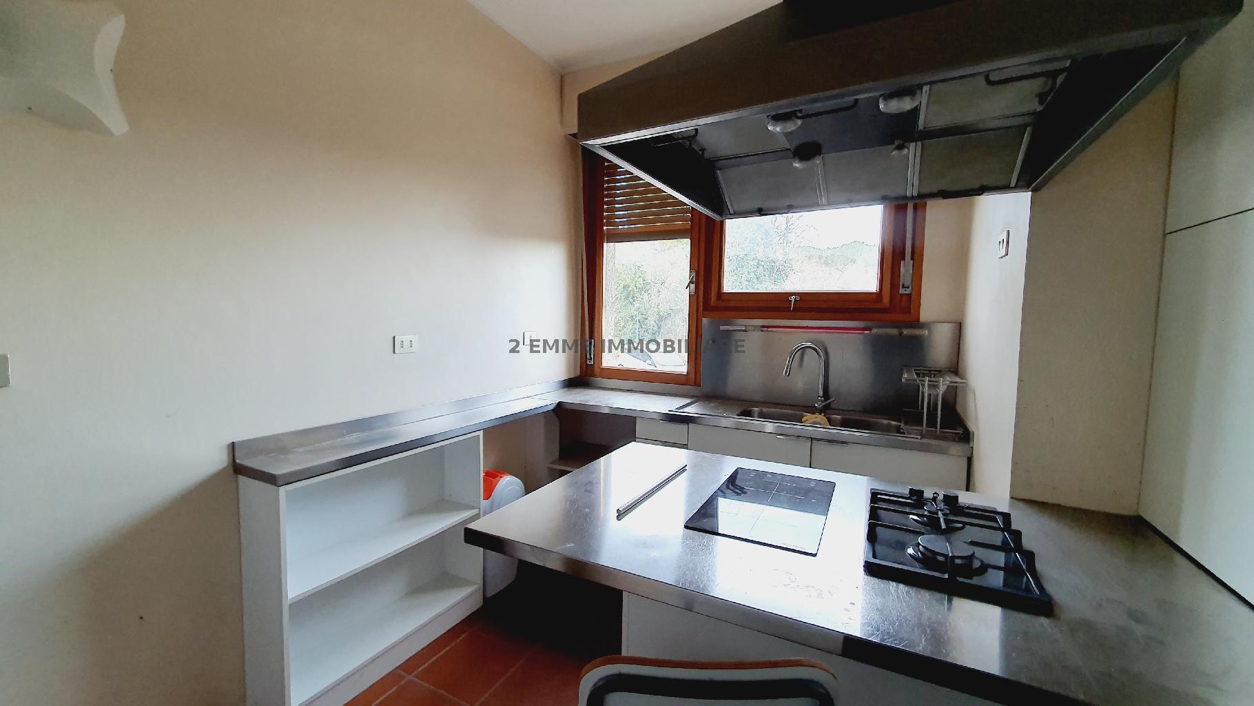 5071 - VILLETTA VENDITA ASCOLI PICENO ZONA MONTICELLI - € 205.000 5