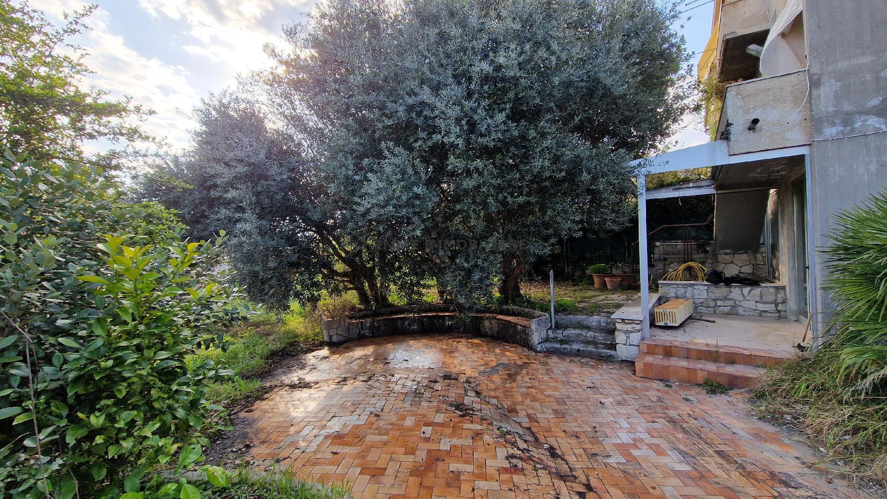 5071 - VILLETTA VENDITA ASCOLI PICENO ZONA MONTICELLI - € 205.000 33