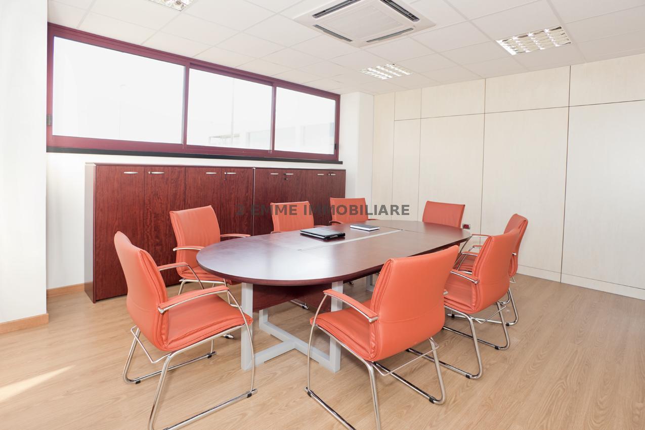 5112AF - UFFICIO AFFITTO SAN BENEDETTO DEL TRONTO ZONA PORTO D'ASCOLI - € 1.400 17