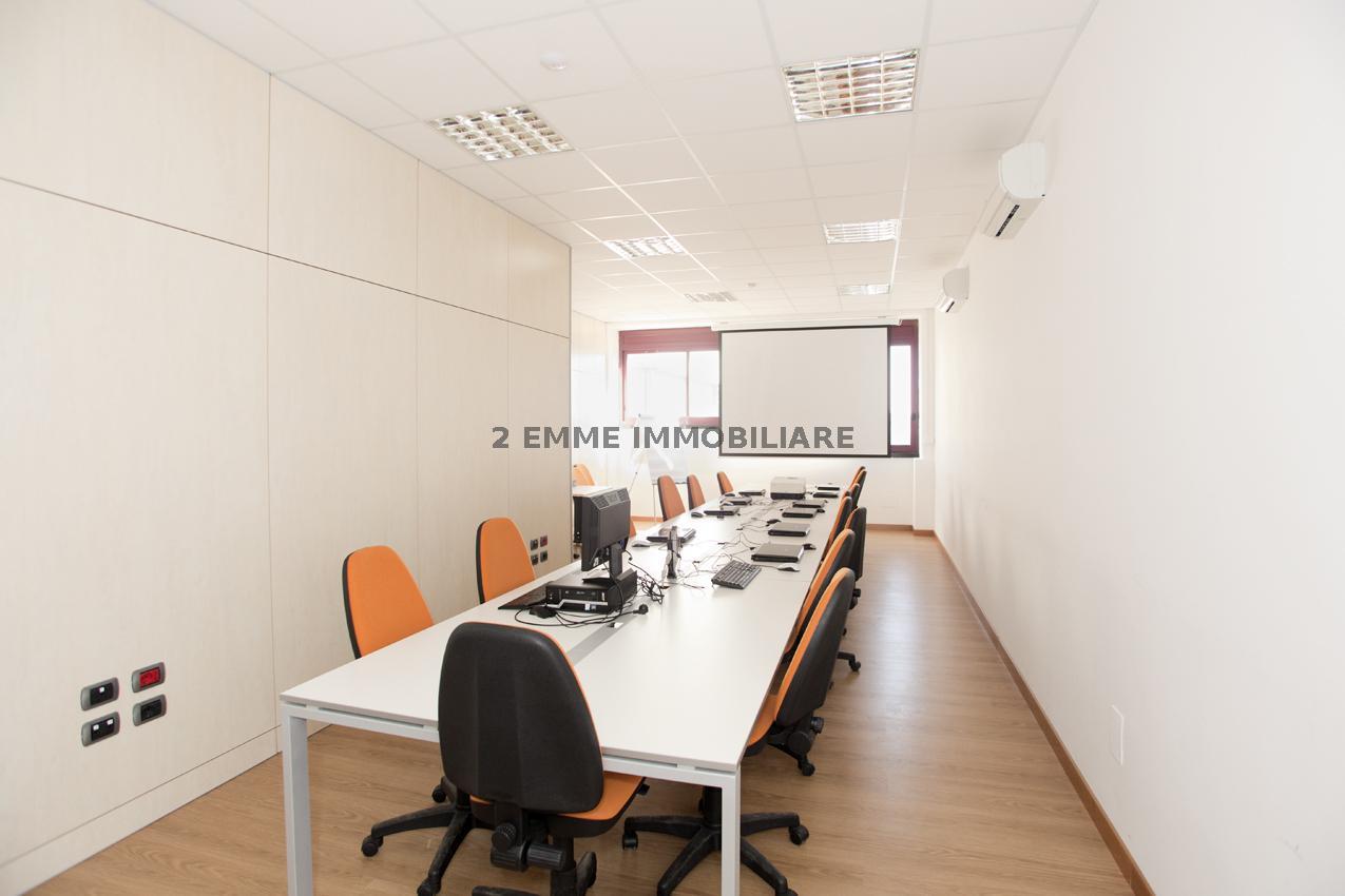 5112AF - UFFICIO AFFITTO SAN BENEDETTO DEL TRONTO ZONA PORTO D'ASCOLI - € 1.400 21