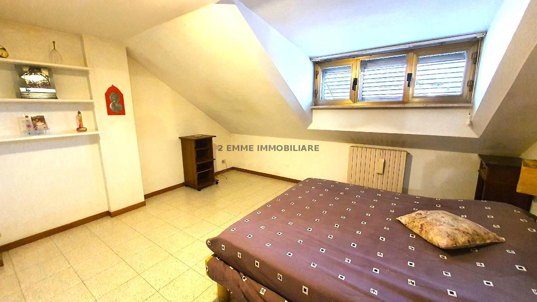 5139 - MANSARDA VENDITA ASCOLI PICENO ZONA BRECCIAROLO - € 39.000 4